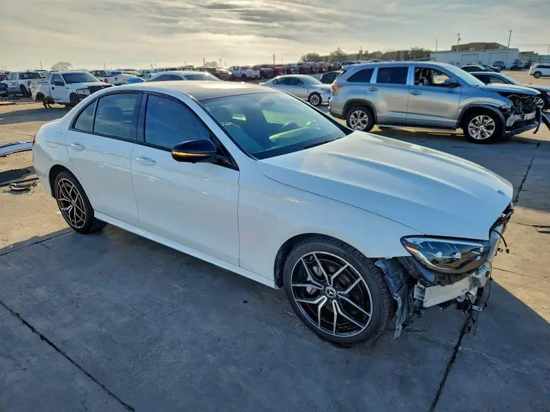 2022 MERCEDES-BENZ E 350  