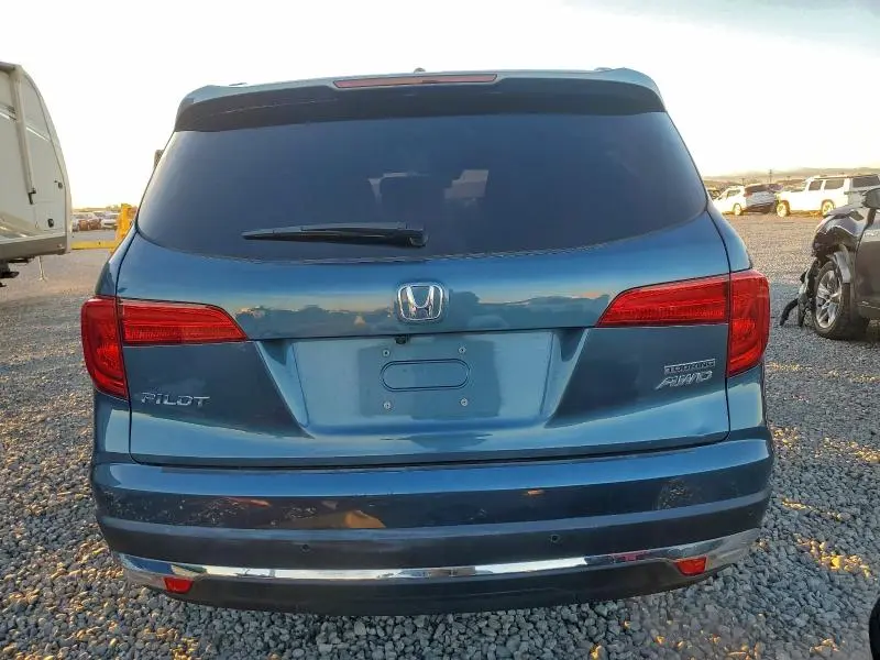 2018 HONDA PILOT TOURING  