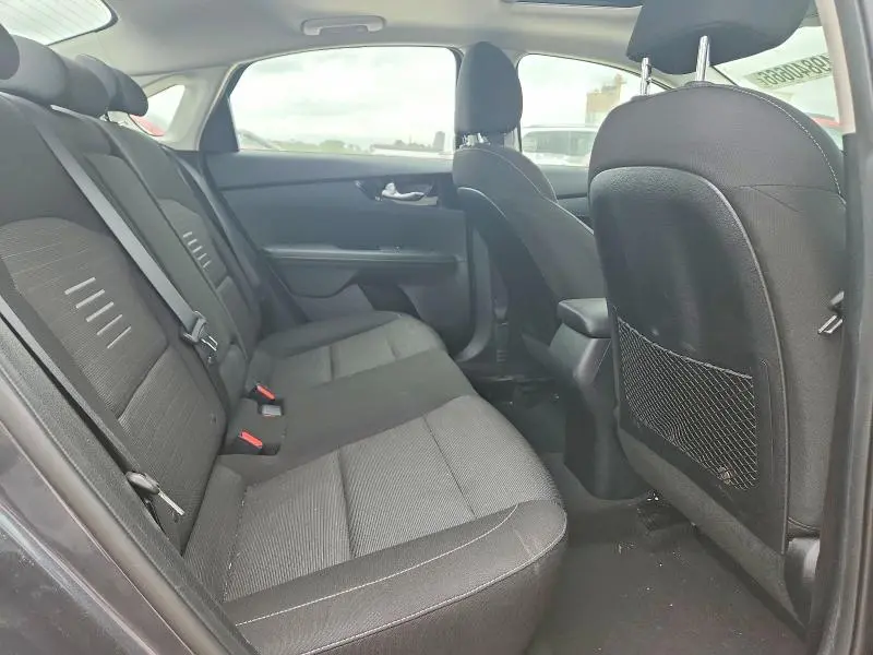 2019 KIA FORTE S  
