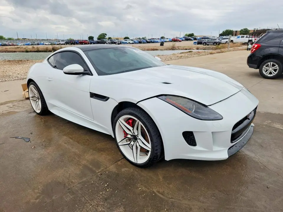2016 JAGUAR F-TYPE R  