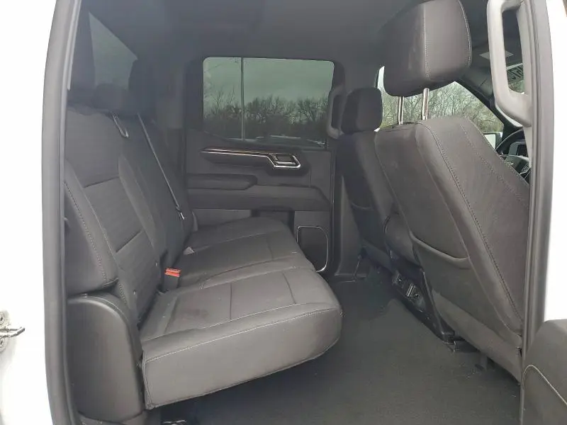 2023 CHEVROLET SILVERADO K1500 LT  
