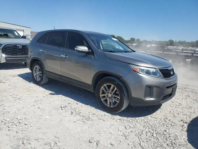 2015 KIA SORENTO LX  