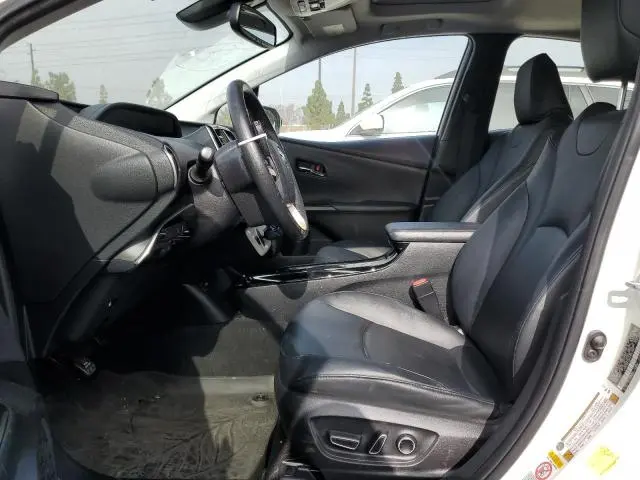 2017 TOYOTA PRIUS   