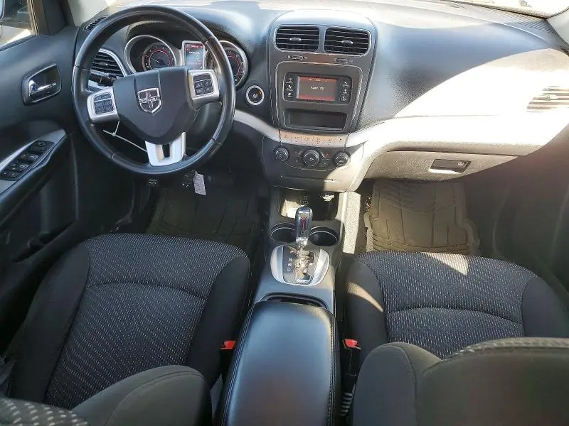 2020 DODGE JOURNEY SE  