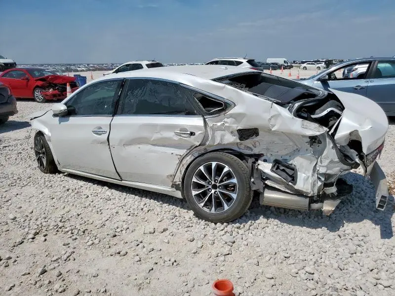 2018 TOYOTA AVALON XLE  