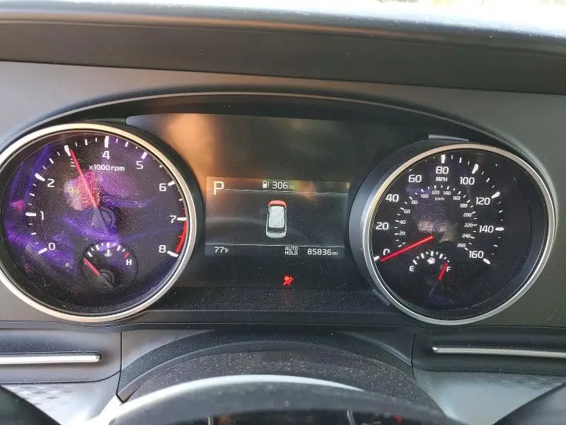 2023 KIA CARNIVAL LX  
