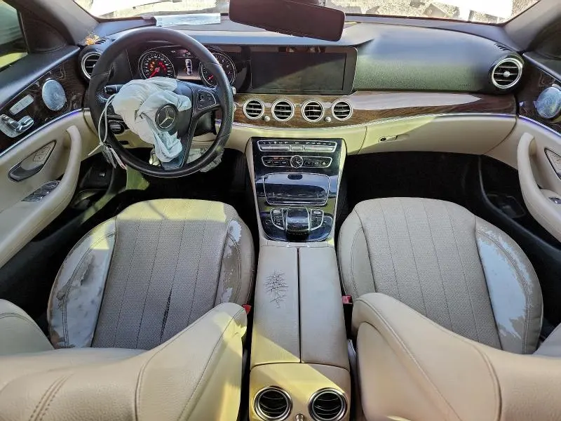 2017 MERCEDES-BENZ E 300  