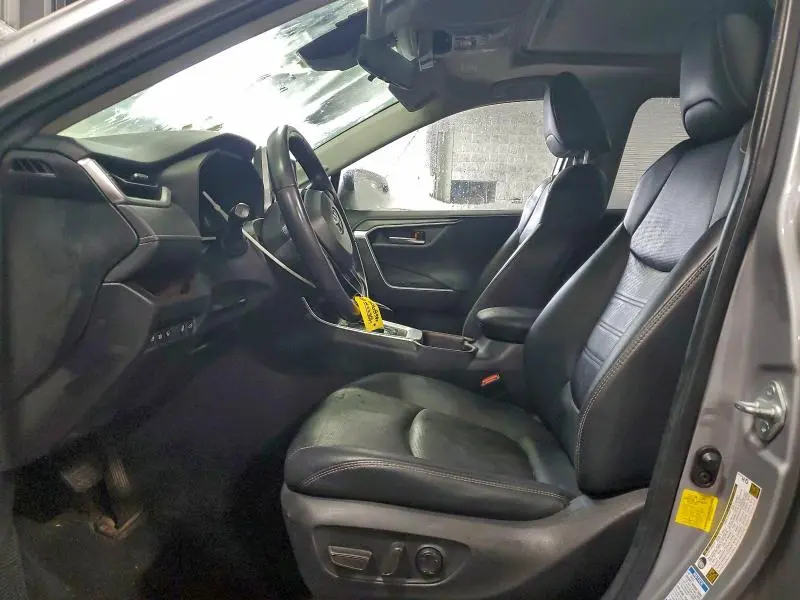 2020 TOYOTA RAV4 LIMITED  