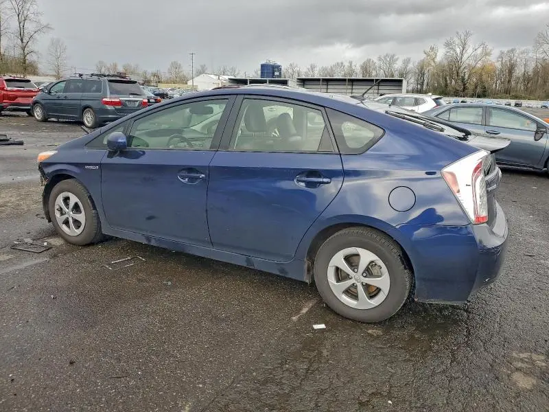 2013 TOYOTA PRIUS   