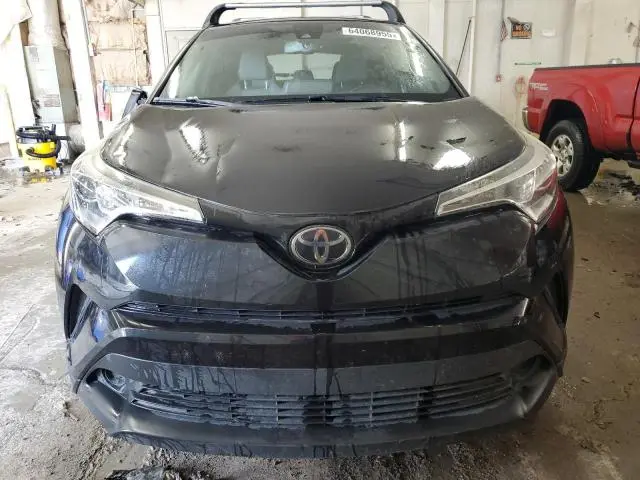 2019 TOYOTA C-HR XLE  
