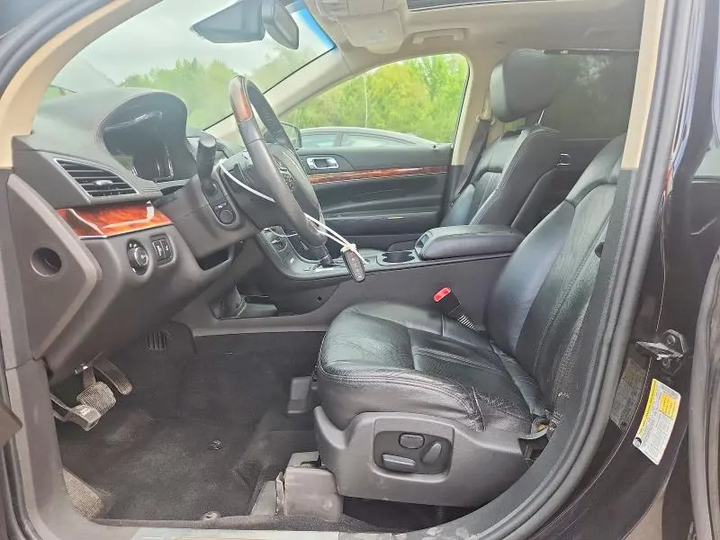 2019 LINCOLN MKT   