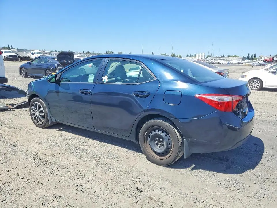 2018 TOYOTA COROLLA LE  