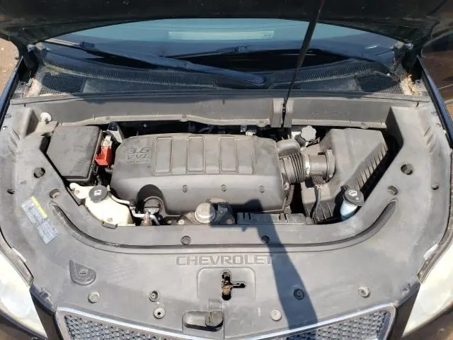 2011 CHEVROLET TRAVERSE LT  