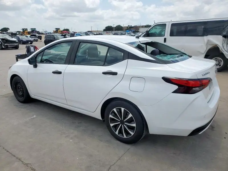 2022 NISSAN VERSA S  