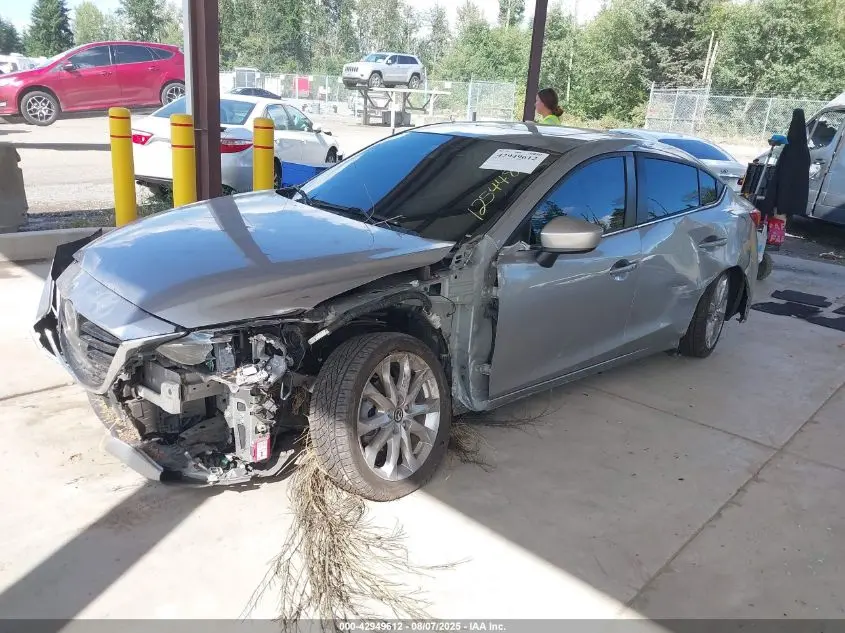 2015 MAZDA MAZDA3 S GRAND TOURING