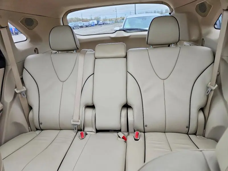 2010 TOYOTA VENZA AWD V6  
