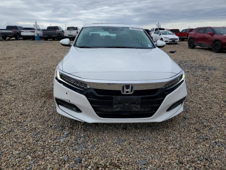 2019 HONDA ACCORD TOURING  