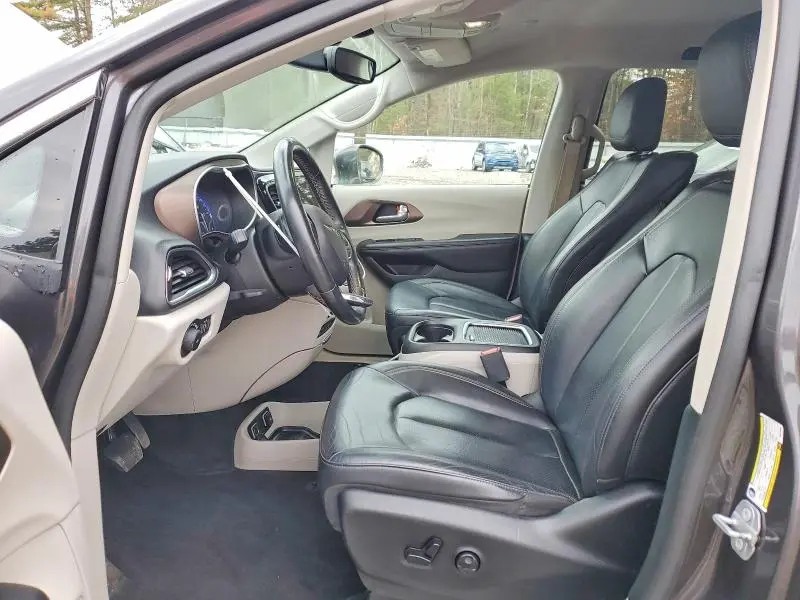 2019 CHRYSLER PACIFICA   