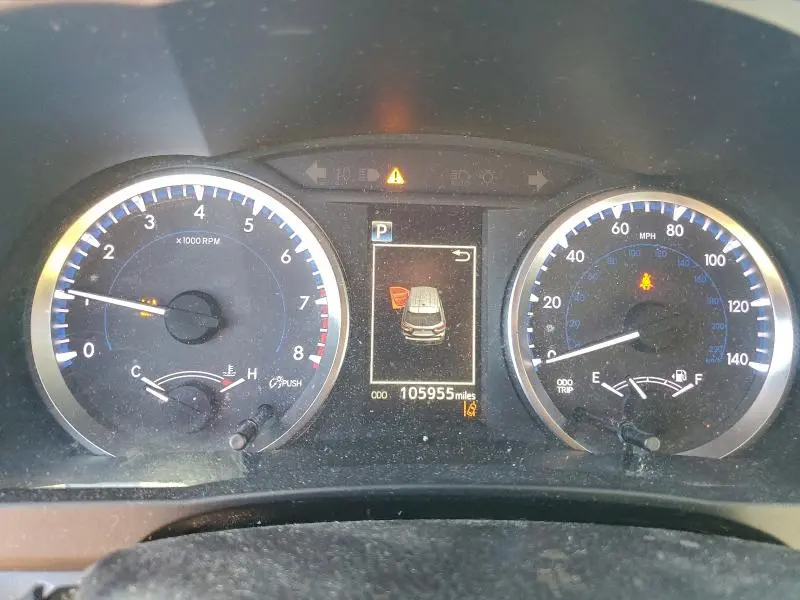 2018 TOYOTA HIGHLANDER LE  