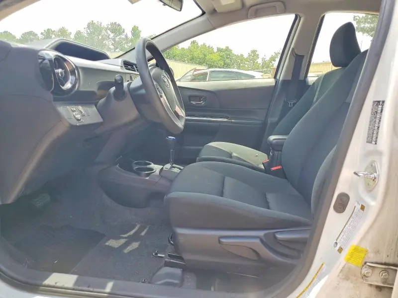 2015 TOYOTA PRIUS C THREE  