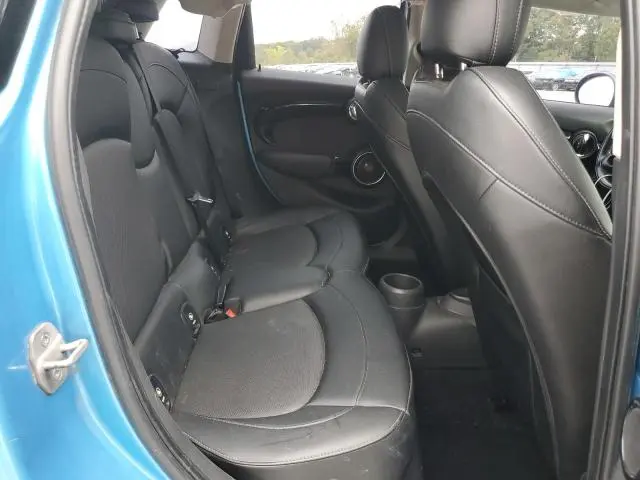2015 MINI COOPER S  