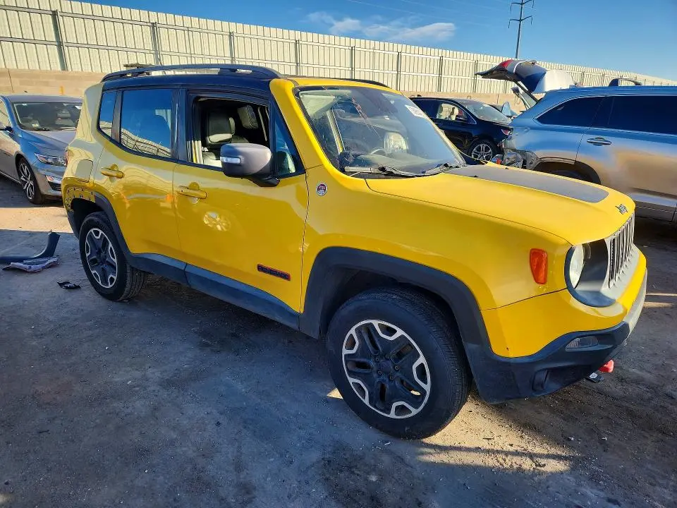 2015 JEEP RENEGADE TRAILHAWK  