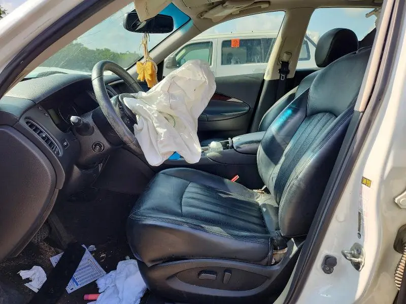 2017 INFINITI QX50 BASE  