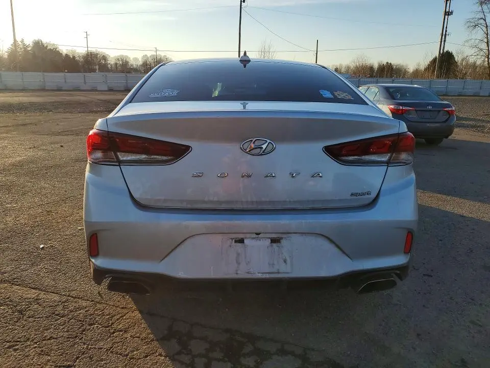 2018 HYUNDAI SONATA SPORT  