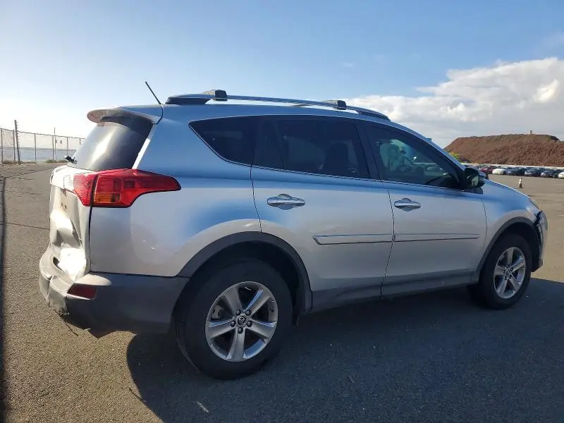 2015 TOYOTA RAV4 XLE  