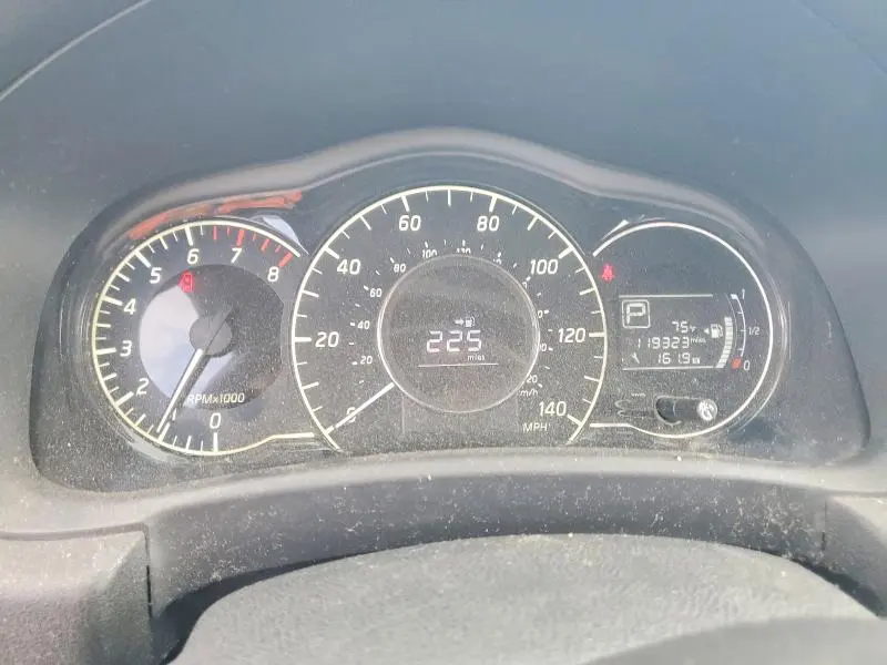 2015 NISSAN VERSA NOTE SV  