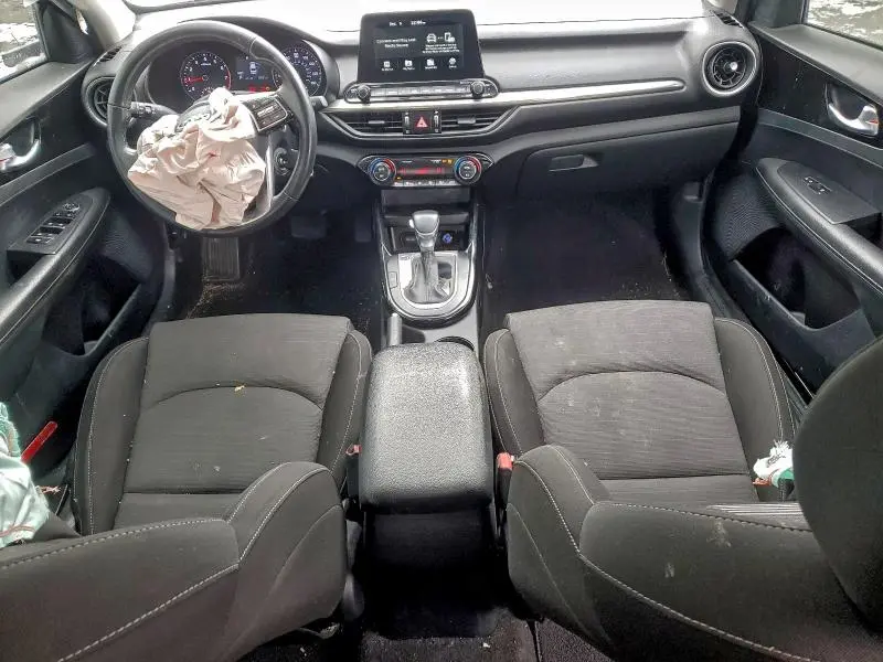 2019 KIA FORTE GT LINE  