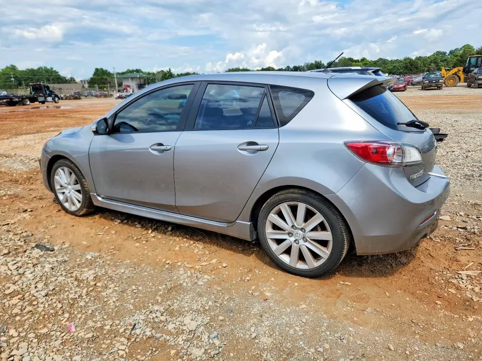 2010 MAZDA 3 S  
