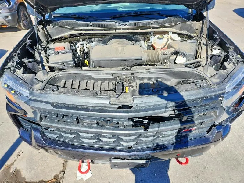 2024 CHEVROLET SILVERADO K1500 TRAIL BOSS CUSTOM  