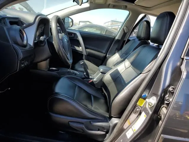 2013 TOYOTA RAV4 XLE  