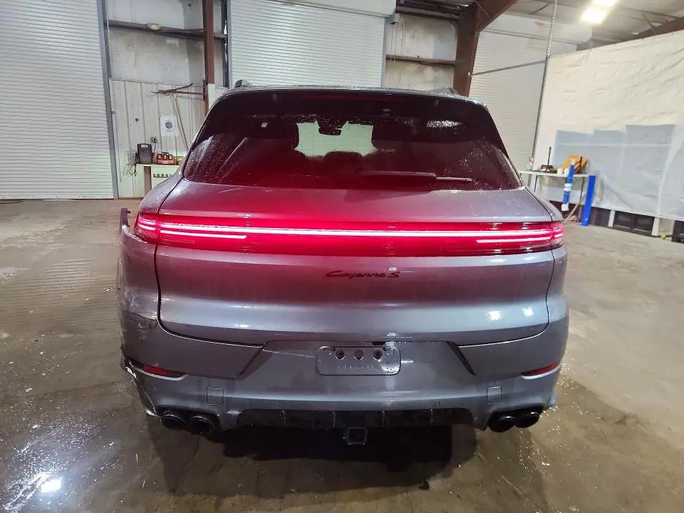 2026 PORSCHE CAYENNE S  