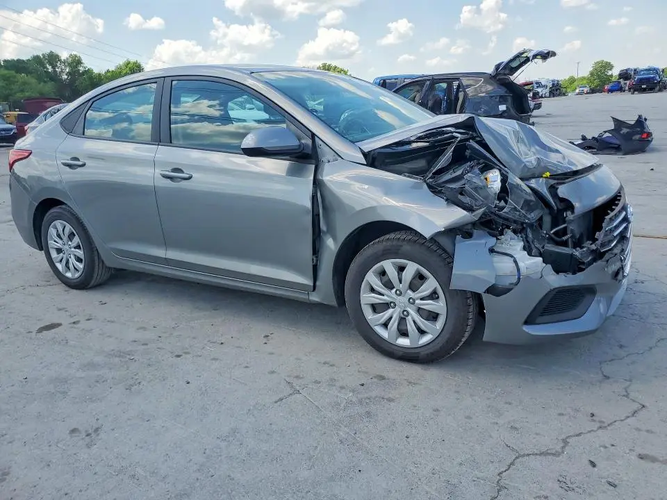 2022 HYUNDAI ACCENT SE  