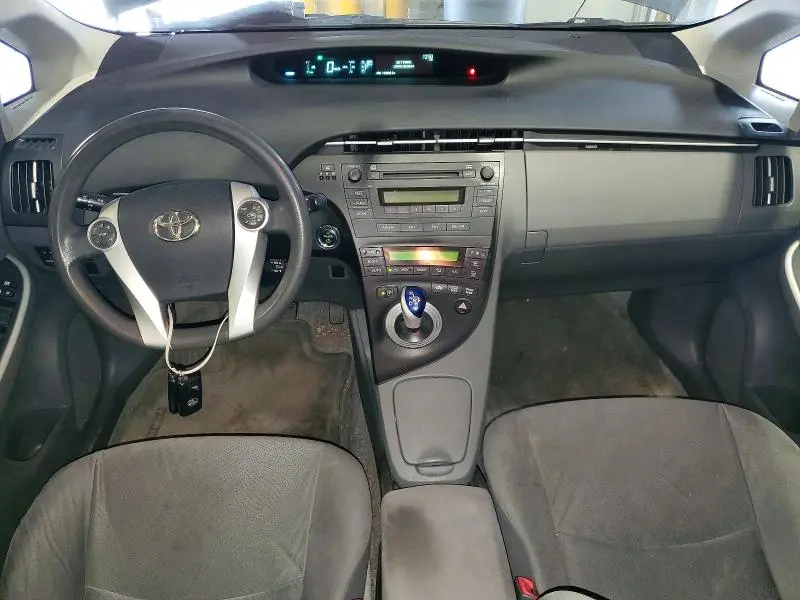 2010 TOYOTA PRIUS II  
