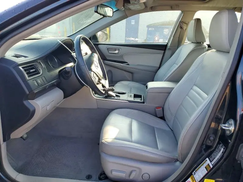2017 TOYOTA CAMRY XLE  