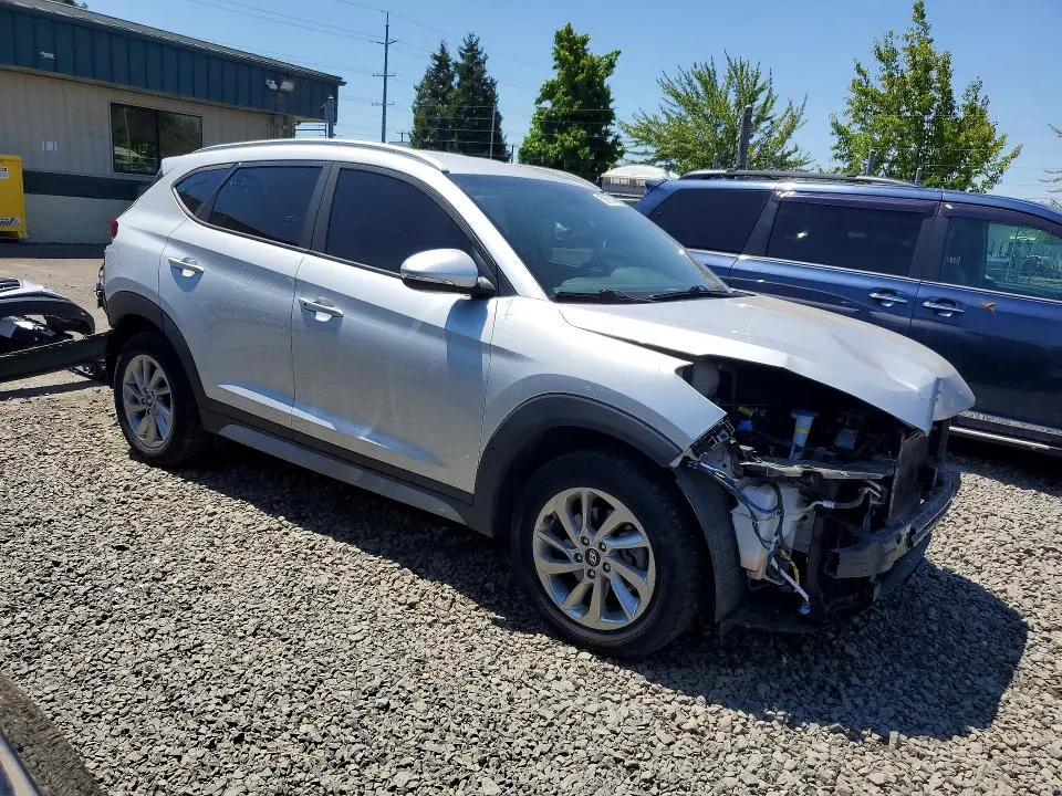 2018 HYUNDAI TUCSON SEL PLUS  