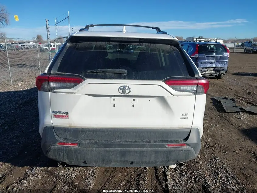 2019 TOYOTA RAV4 LE