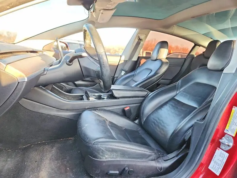 2018 TESLA MODEL 3   