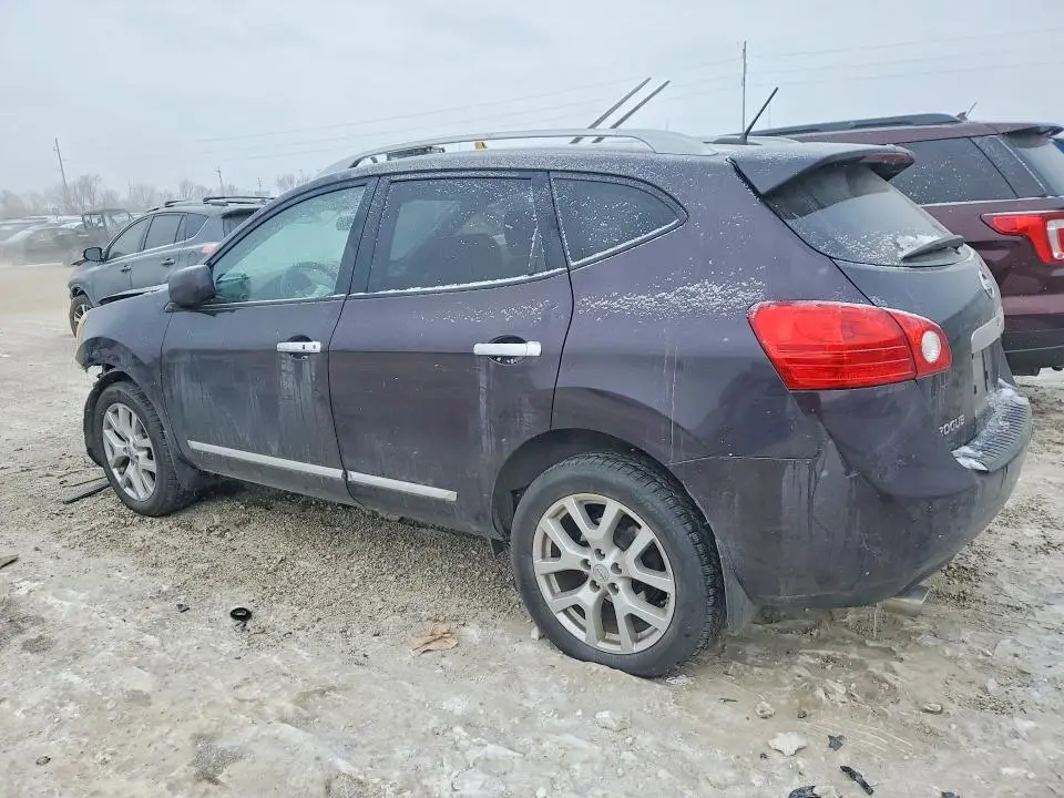 2013 NISSAN ROGUE   