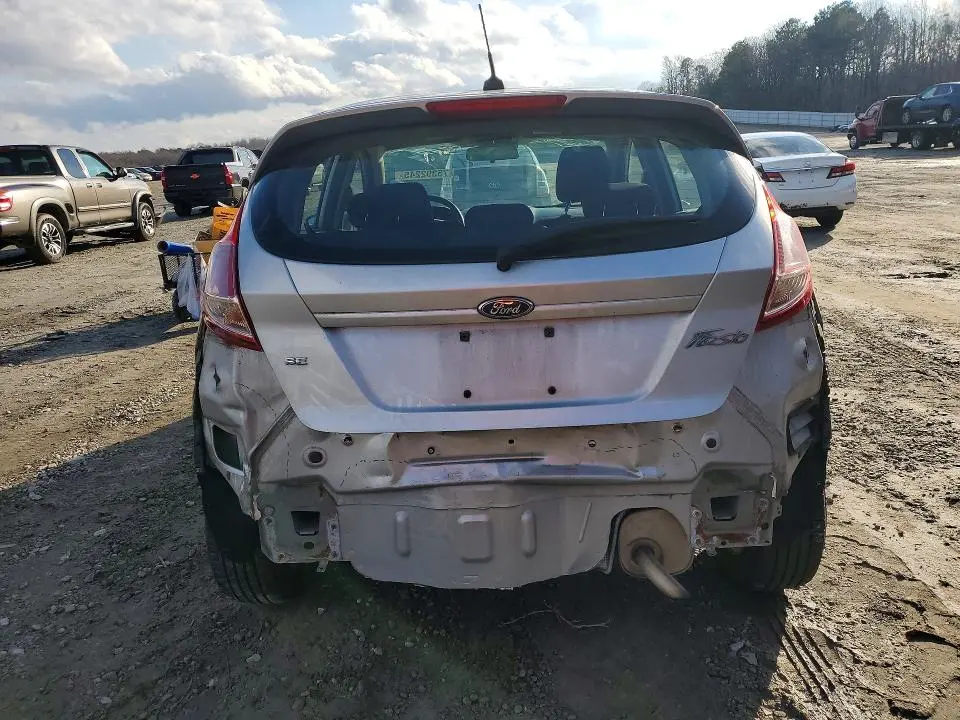 2017 FORD FIESTA SE  