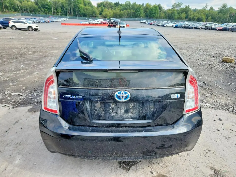 2015 TOYOTA PRIUS FOUR  