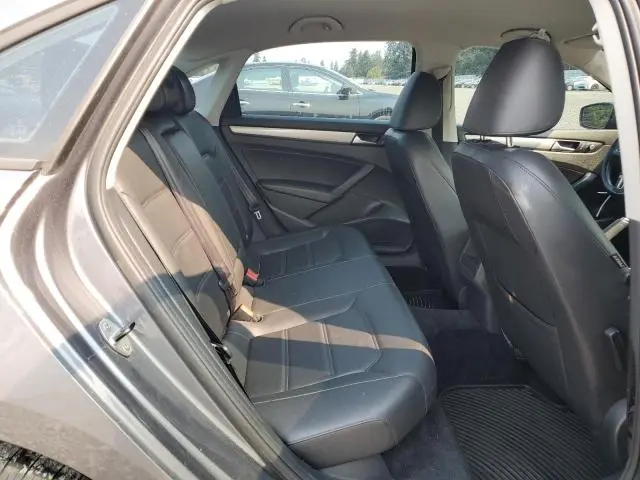 2015 VOLKSWAGEN PASSAT S