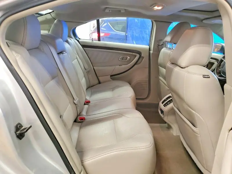 2012 FORD TAURUS LIMITED  