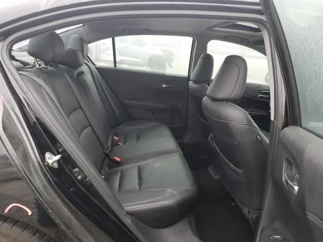 2017 HONDA ACCORD TOURING  