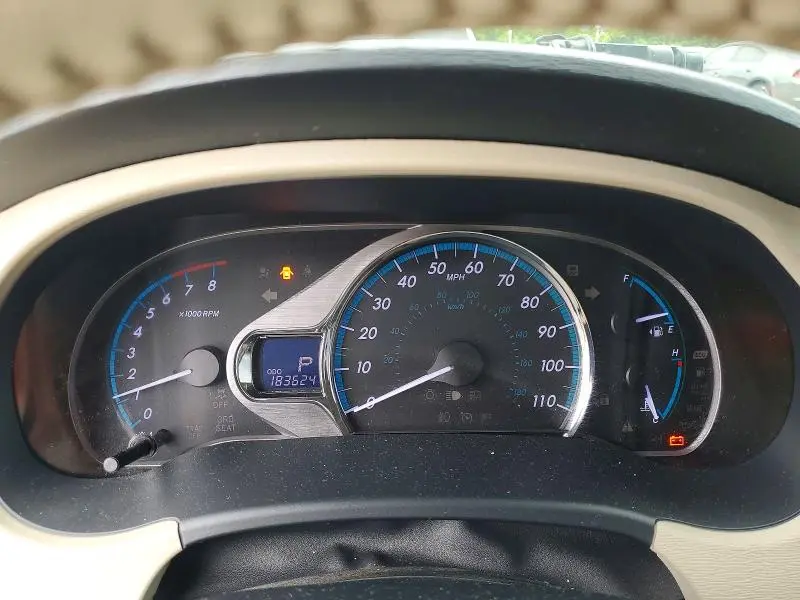 2012 TOYOTA SIENNA XLE 8-PASSENGER  