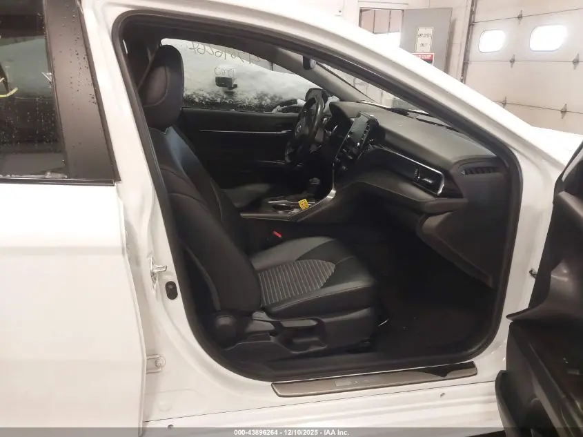 2023 TOYOTA CAMRY SE NIGHTSHADE EDITION HYBRID