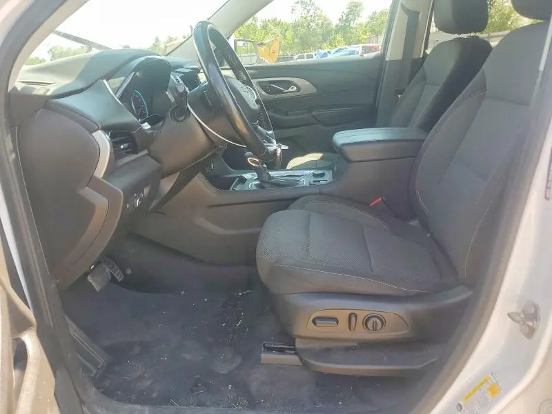 2021 CHEVROLET TRAVERSE LT  